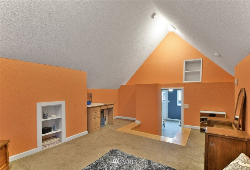303 Cascade, Granite Falls, Washington 98252, 4 Bedrooms Bedrooms, ,2 BathroomsBathrooms,Residential,For Sale,Cascade,NWM1862163