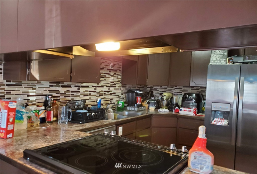 225 Highland, Chelan, Washington 98816, ,Residential Income,For Sale,Gibsons Block,Highland,NWM1863797