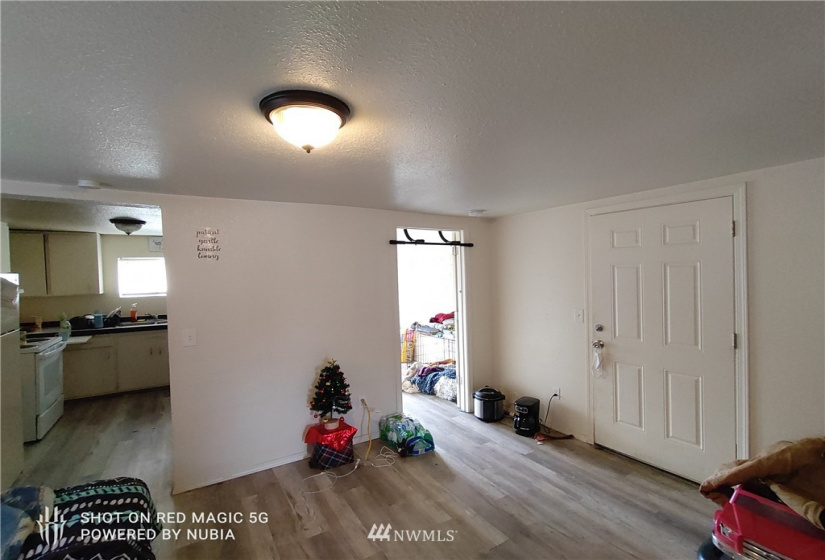 608 Market, Aberdeen, Washington 98520, ,Residential Income,For Sale,Market,NWM1863914