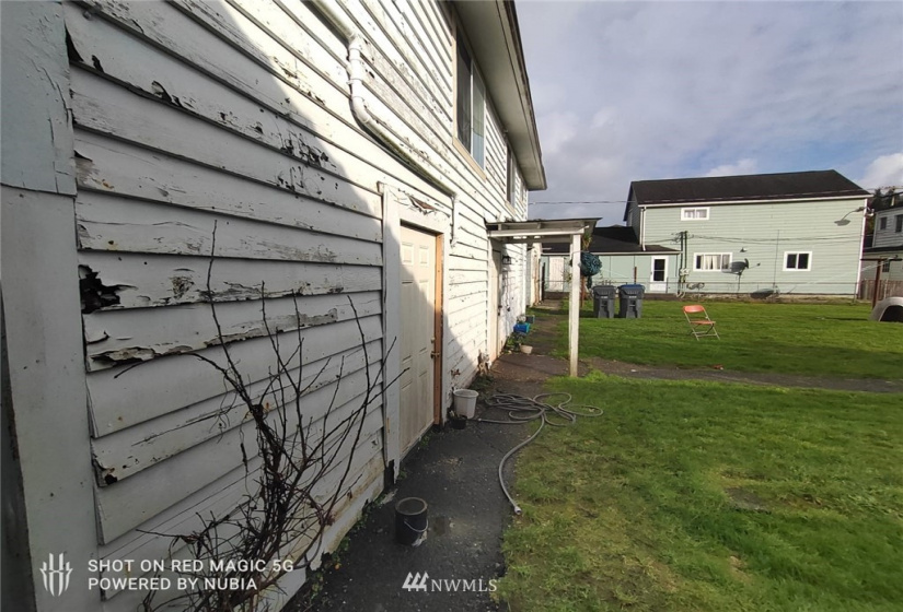 608 Market, Aberdeen, Washington 98520, ,Residential Income,For Sale,Market,NWM1863914