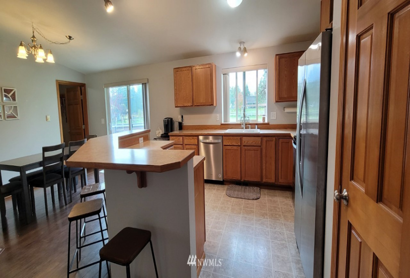 29 Newman Creek, Elma, Washington 98541, 4 Bedrooms Bedrooms, ,2 BathroomsBathrooms,Residential,For Sale,Newman Creek,NWM1863256
