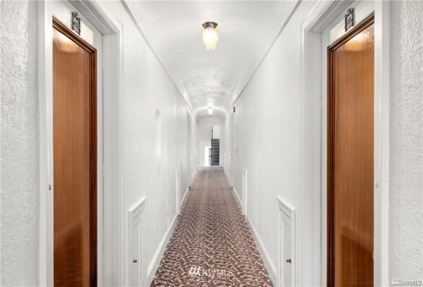 1101 17th, Seattle, Washington 98122, 1 Bedroom Bedrooms, ,1 BathroomBathrooms,Residential,For Sale,Mayfair Manor Condo,17th,NWM1863591