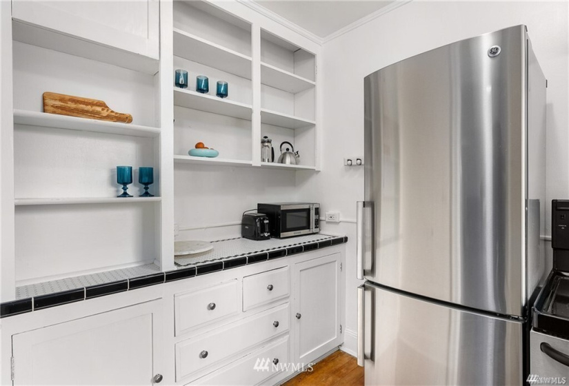 1101 17th, Seattle, Washington 98122, 1 Bedroom Bedrooms, ,1 BathroomBathrooms,Residential,For Sale,Mayfair Manor Condo,17th,NWM1863591
