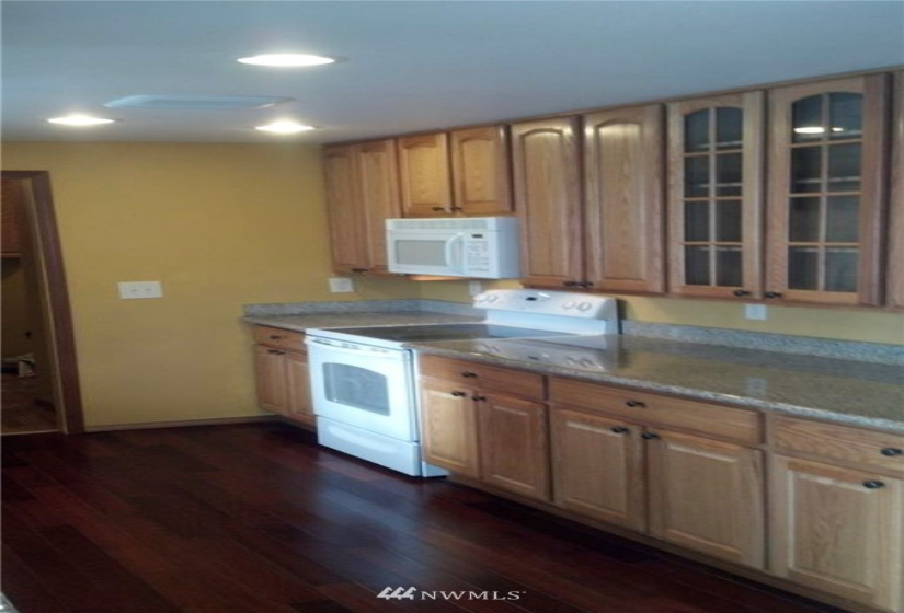 12320 Edgewood, Lakewood, Washington 98498, ,Residential Income,For Sale,Edgewood,NWM1863232