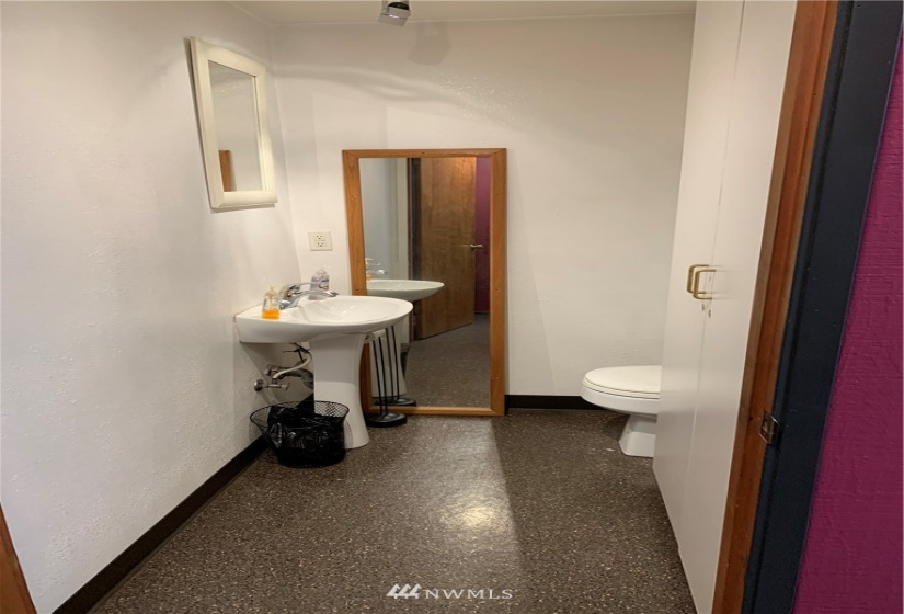 4015 Pacific, Long Beach, Washington 98631, ,Commercial Sale,For Sale,Pacific,NWM1863645