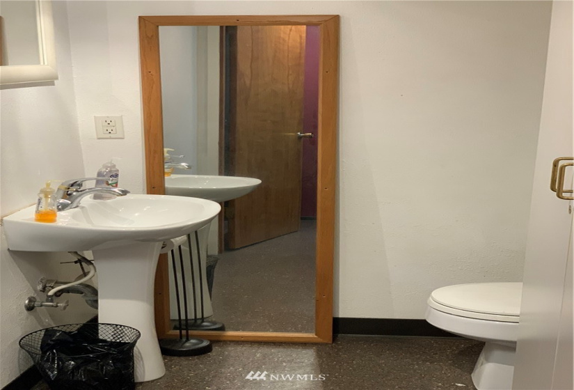 4015 Pacific, Long Beach, Washington 98631, ,Commercial Sale,For Sale,Pacific,NWM1863645