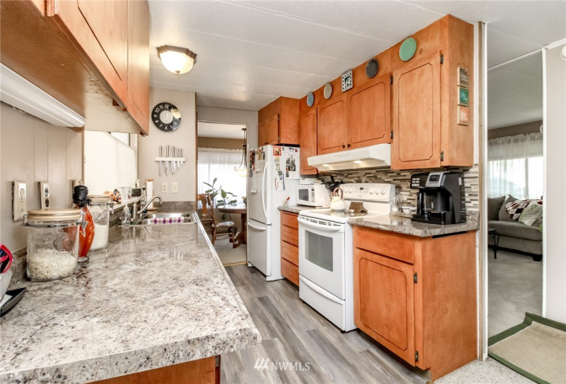 12525 112th, Puyallup, Washington 98374, 2 Bedrooms Bedrooms, ,1 BathroomBathrooms,Manufactured In Park,For Sale,112th,NWM1862661