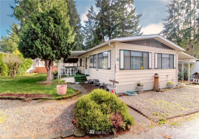 12525 112th, Puyallup, Washington 98374, 2 Bedrooms Bedrooms, ,1 BathroomBathrooms,Manufactured In Park,For Sale,112th,NWM1862661