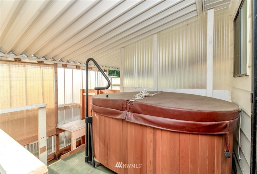 12525 112th, Puyallup, Washington 98374, 2 Bedrooms Bedrooms, ,1 BathroomBathrooms,Manufactured In Park,For Sale,112th,NWM1862661