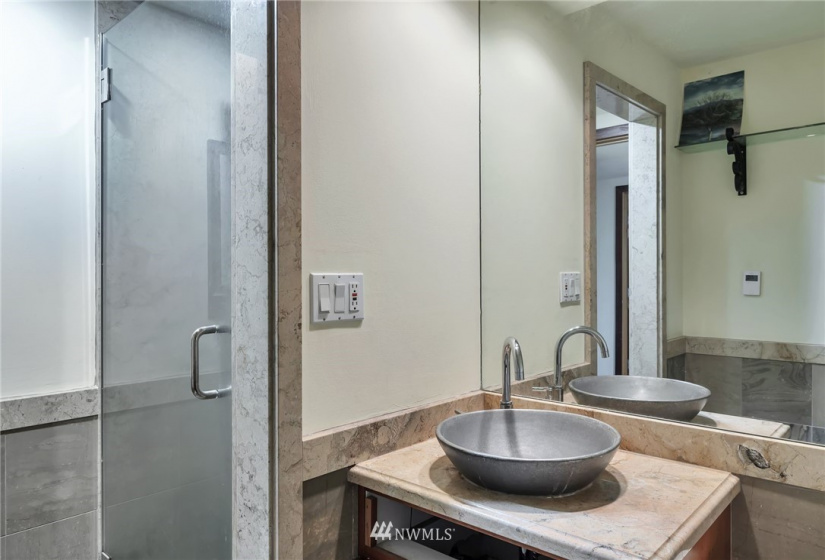 4248 Chilberg, Seattle, Washington 98116, 2 Bedrooms Bedrooms, ,1 BathroomBathrooms,Residential,For Sale,The Overlook Condo,Chilberg,NWM1860136