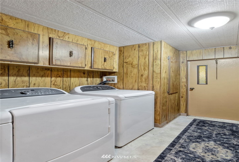 12341 Zeller, Yelm, Washington 98597, 2 Bedrooms Bedrooms, ,1 BathroomBathrooms,Residential,For Sale,Zeller,NWM1863576