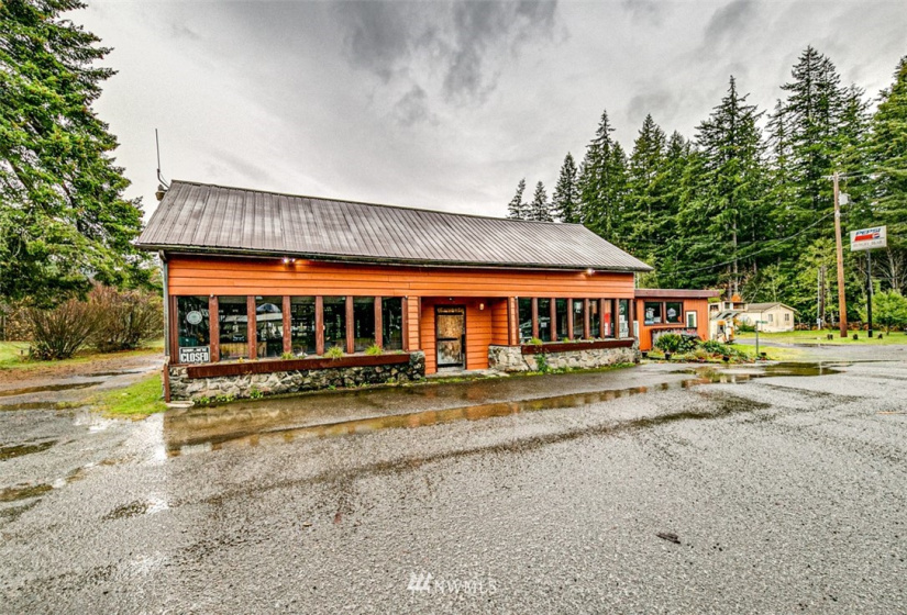 205860 Highway 101, Beaver, Washington 98305, ,Commercial Sale,For Sale,Highway 101,NWM1861839