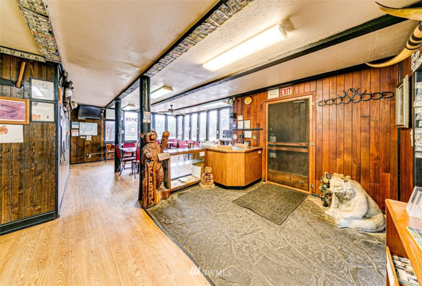 205860 Highway 101, Beaver, Washington 98305, ,Commercial Sale,For Sale,Highway 101,NWM1861839