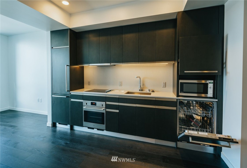 1808 Minor, Seattle, Washington 98101, 1 Bedroom Bedrooms, ,1 BathroomBathrooms,Residential Lease,For Rent,Minor,NWM1864366