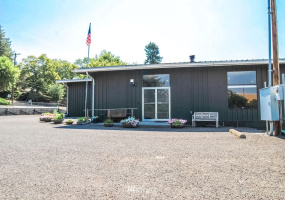 308 6th, Dayton, Washington 99328, 2 Bedrooms Bedrooms, ,2 BathroomsBathrooms,Residential,For Sale,6th,NWM1864201