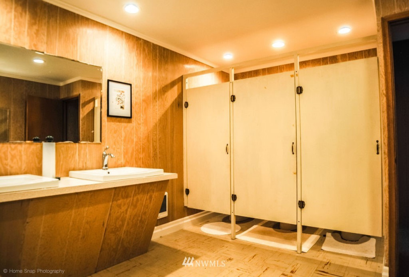 308 6th, Dayton, Washington 99328, 2 Bedrooms Bedrooms, ,2 BathroomsBathrooms,Residential,For Sale,6th,NWM1864201