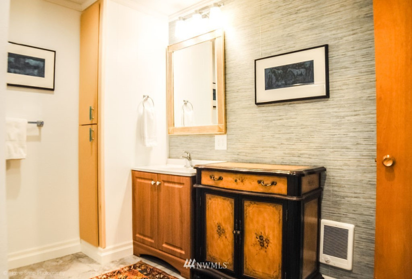 308 6th, Dayton, Washington 99328, 2 Bedrooms Bedrooms, ,2 BathroomsBathrooms,Residential,For Sale,6th,NWM1864201