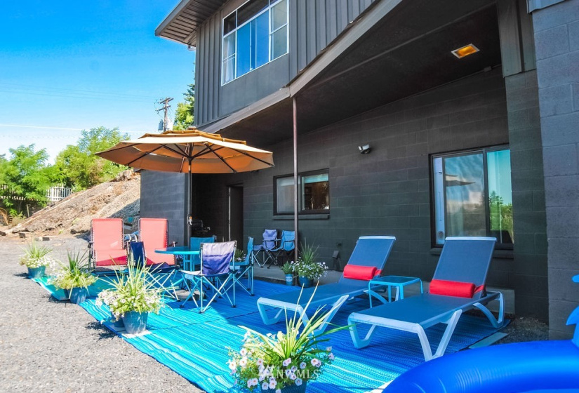 308 6th, Dayton, Washington 99328, 2 Bedrooms Bedrooms, ,2 BathroomsBathrooms,Residential,For Sale,6th,NWM1864201