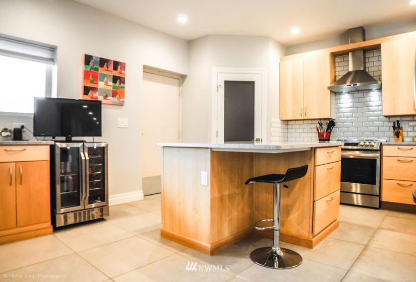308 6th, Dayton, Washington 99328, 2 Bedrooms Bedrooms, ,2 BathroomsBathrooms,Residential,For Sale,6th,NWM1864201