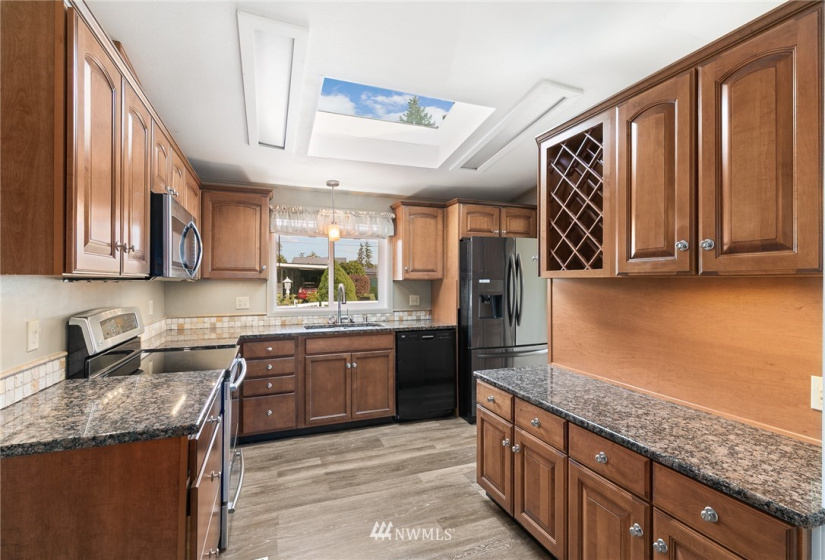 19119 100th, Puyallup, Washington 98375, 2 Bedrooms Bedrooms, ,2 BathroomsBathrooms,Residential,For Sale,Tall Firs,100th,NWM1863904
