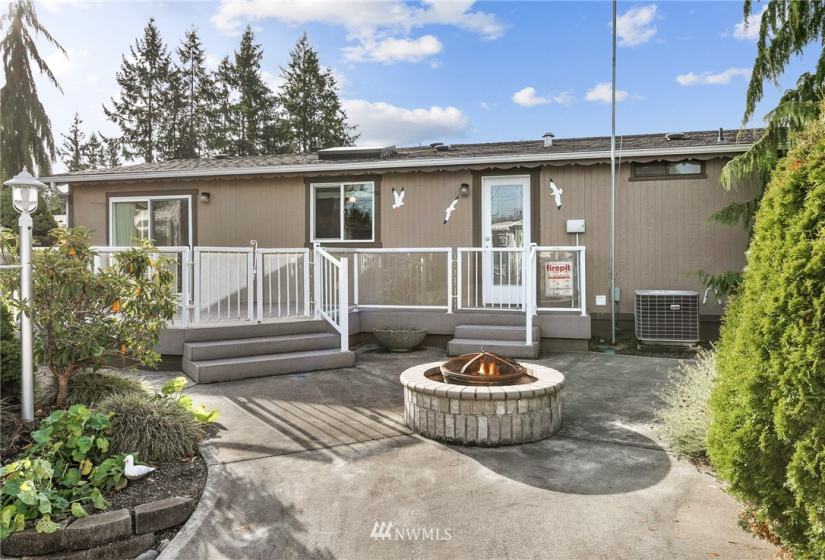 19119 100th, Puyallup, Washington 98375, 2 Bedrooms Bedrooms, ,2 BathroomsBathrooms,Residential,For Sale,Tall Firs,100th,NWM1863904