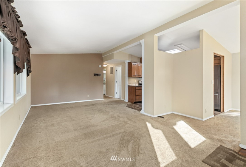 19119 100th, Puyallup, Washington 98375, 2 Bedrooms Bedrooms, ,2 BathroomsBathrooms,Residential,For Sale,Tall Firs,100th,NWM1863904