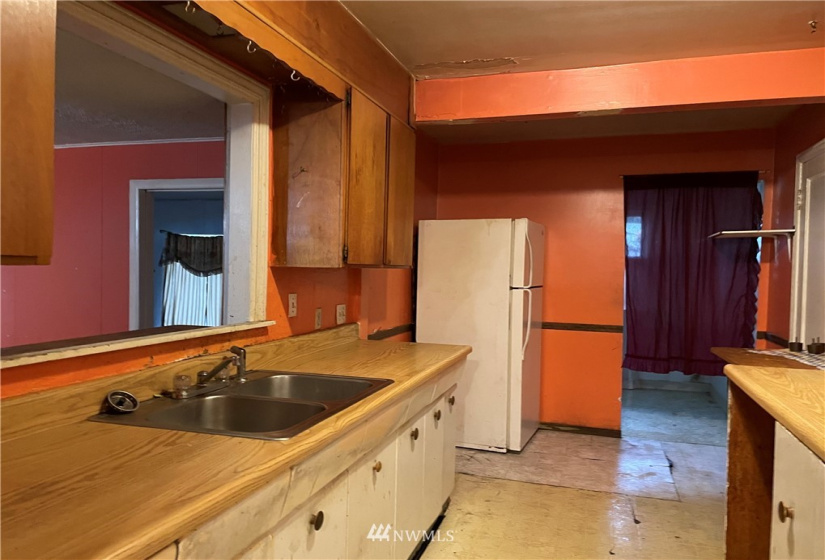 8607 Custer, Lakewood, Washington 98499, 3 Bedrooms Bedrooms, ,1 BathroomBathrooms,Residential,For Sale,Custer,NWM1864432