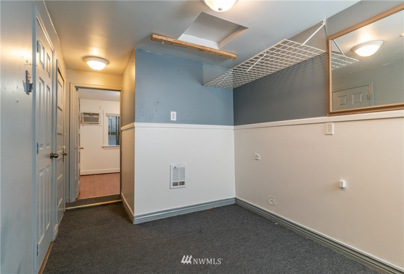 509 Palouse, Wenatchee, Washington 98801, 1 Bedroom Bedrooms, ,Residential,For Sale,Palouse,NWM1864707
