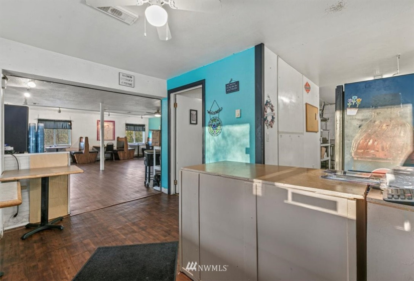 1700 Peace Portal, Blaine, Washington 98230, ,Commercial Sale,For Sale,Peace Portal,NWM1855085