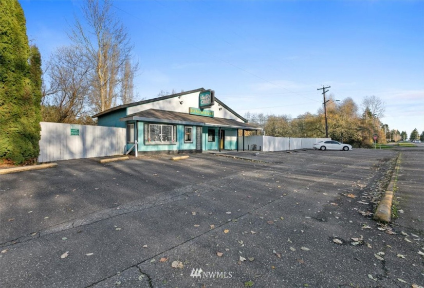 1700 Peace Portal, Blaine, Washington 98230, ,Commercial Sale,For Sale,Peace Portal,NWM1855085