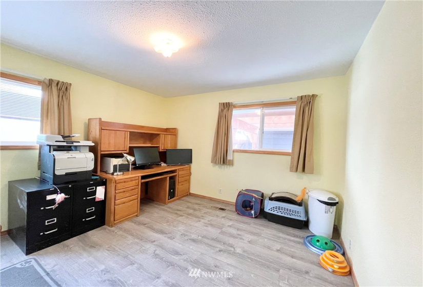 31576 A Highway 97, Tonasket, Washington 98855, 4 Bedrooms Bedrooms, ,1 BathroomBathrooms,Residential,For Sale,Highway 97,NWM1861261