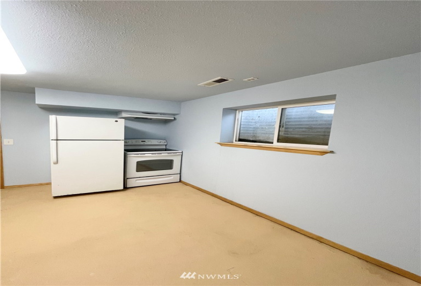 31576 A Highway 97, Tonasket, Washington 98855, 4 Bedrooms Bedrooms, ,1 BathroomBathrooms,Residential,For Sale,Highway 97,NWM1861261