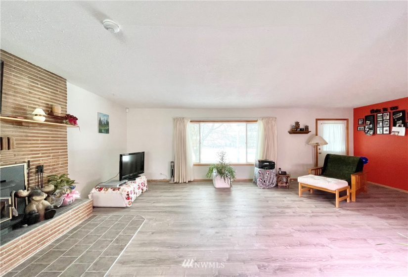 31576 A Highway 97, Tonasket, Washington 98855, 4 Bedrooms Bedrooms, ,1 BathroomBathrooms,Residential,For Sale,Highway 97,NWM1861261
