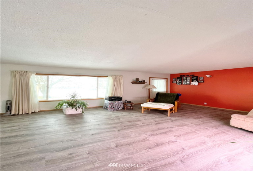 31576 A Highway 97, Tonasket, Washington 98855, 4 Bedrooms Bedrooms, ,1 BathroomBathrooms,Residential,For Sale,Highway 97,NWM1861261