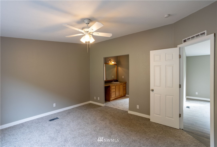 8480 US Hwy 12, Glenoma, Washington 98336, 3 Bedrooms Bedrooms, ,1 BathroomBathrooms,Residential,For Sale,US Hwy 12,NWM1864894