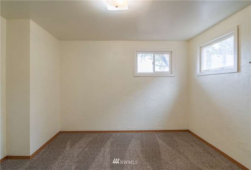 1217 Ashley, Moses Lake, Washington 98837, 4 Bedrooms Bedrooms, ,1 BathroomBathrooms,Residential,For Sale,Broad Ripple #1,Ashley,NWM1862626