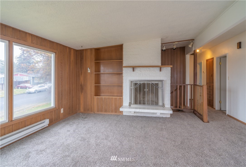 1217 Ashley, Moses Lake, Washington 98837, 4 Bedrooms Bedrooms, ,1 BathroomBathrooms,Residential,For Sale,Broad Ripple #1,Ashley,NWM1862626