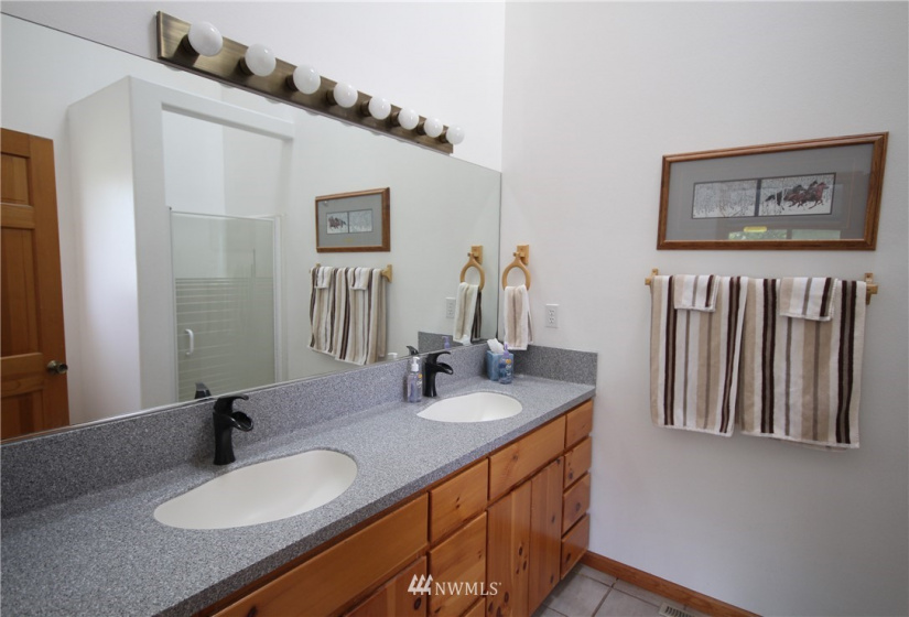 105 Chelan View, Manson, Washington 98831, 5 Bedrooms Bedrooms, ,2 BathroomsBathrooms,Residential,For Sale,Chelan View,NWM1865091