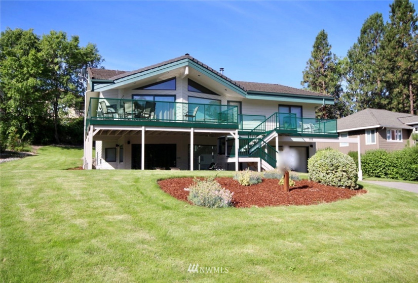 105 Chelan View, Manson, Washington 98831, 5 Bedrooms Bedrooms, ,2 BathroomsBathrooms,Residential,For Sale,Chelan View,NWM1865091