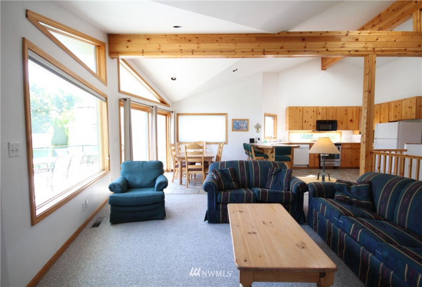 105 Chelan View, Manson, Washington 98831, 5 Bedrooms Bedrooms, ,2 BathroomsBathrooms,Residential,For Sale,Chelan View,NWM1865091