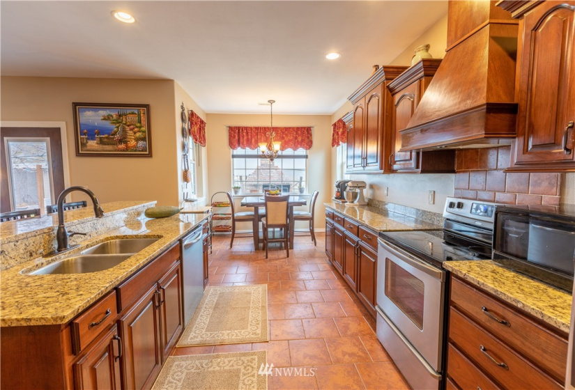 2532 Rd 11.7, Ephrata, Washington 98823, 3 Bedrooms Bedrooms, ,1 BathroomBathrooms,Residential,For Sale,11.7,NWM1865103