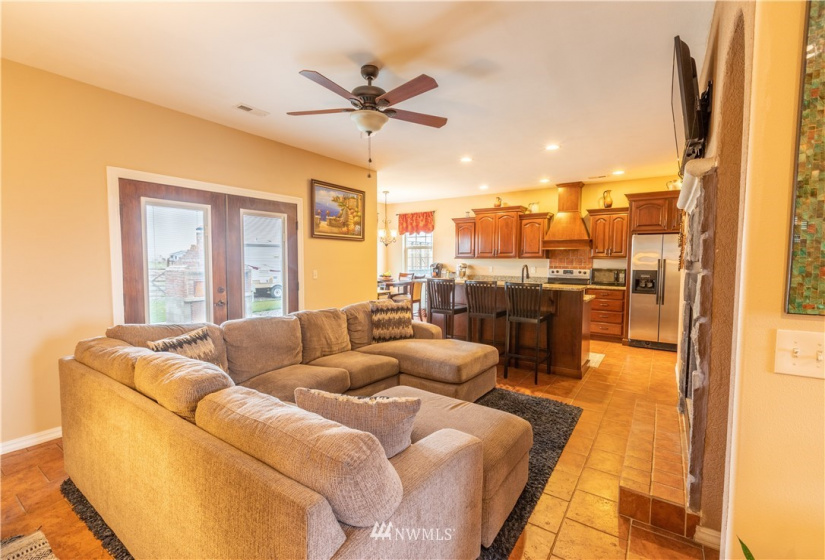 2532 Rd 11.7, Ephrata, Washington 98823, 3 Bedrooms Bedrooms, ,1 BathroomBathrooms,Residential,For Sale,11.7,NWM1865103
