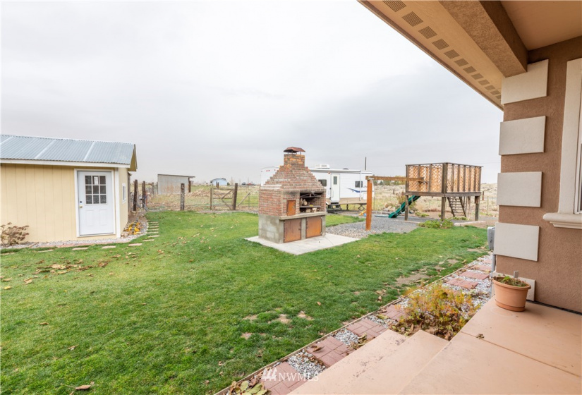 2532 Rd 11.7, Ephrata, Washington 98823, 3 Bedrooms Bedrooms, ,1 BathroomBathrooms,Residential,For Sale,11.7,NWM1865103