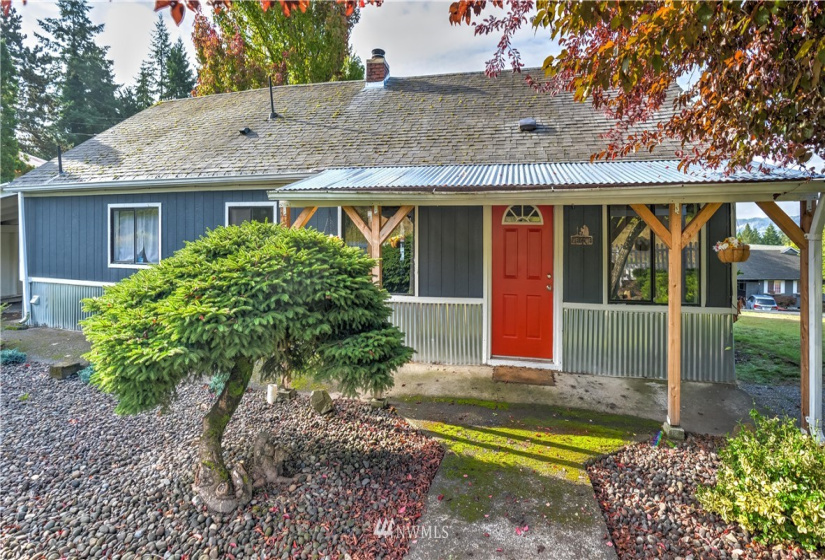 129 Sunnyside, Kelso, Washington 98626, 4 Bedrooms Bedrooms, ,2 BathroomsBathrooms,Residential,For Sale,Sunnyside,NWM1865284