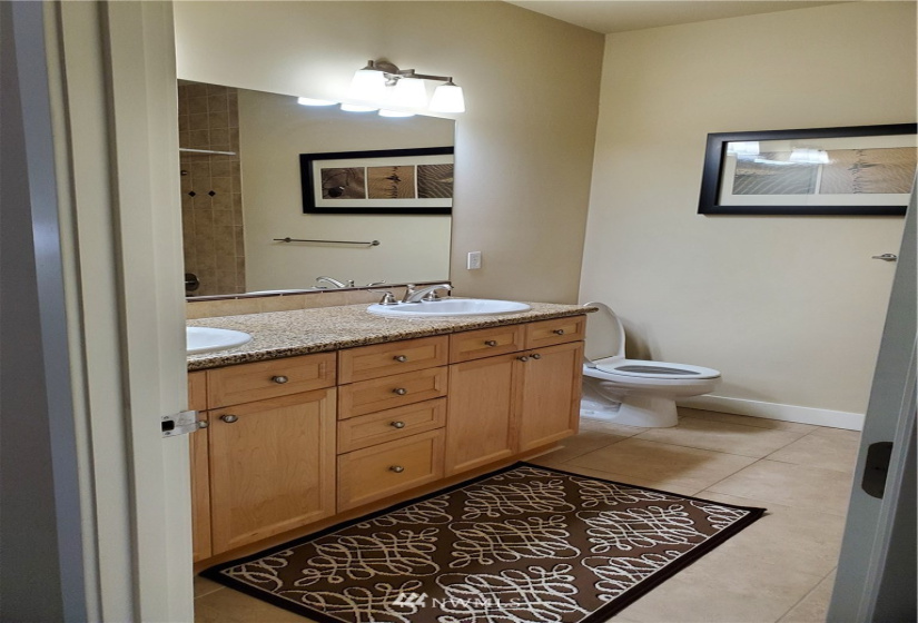 400 Washington, Bremerton, Washington 98337, 2 Bedrooms Bedrooms, ,2 BathroomsBathrooms,Residential,For Sale,The 400,Washington,NWM1865358