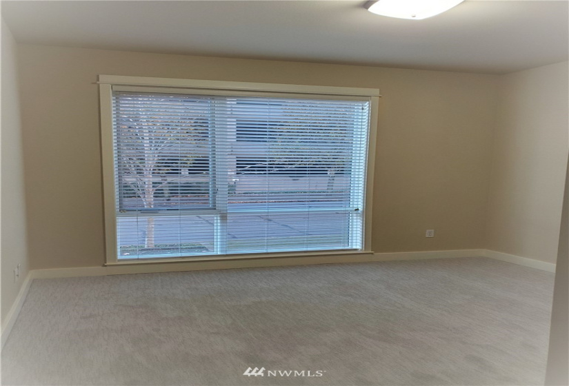400 Washington, Bremerton, Washington 98337, 2 Bedrooms Bedrooms, ,2 BathroomsBathrooms,Residential,For Sale,The 400,Washington,NWM1865358