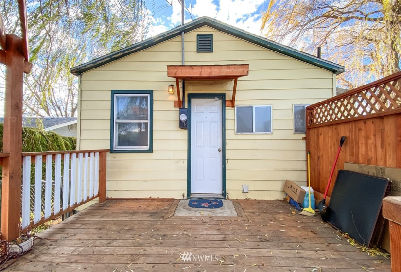 208 Sinclair, Davenport, Washington 99122, 2 Bedrooms Bedrooms, ,1 BathroomBathrooms,Residential,For Sale,Sinclair,NWM1865410