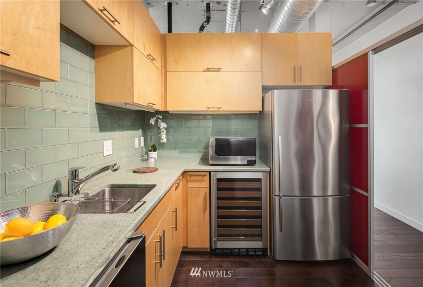 2720 3rd, Seattle, Washington 98121, 2 Bedrooms Bedrooms, ,2 BathroomsBathrooms,Residential,For Sale,Mosler Lofts,3rd,NWM1865084