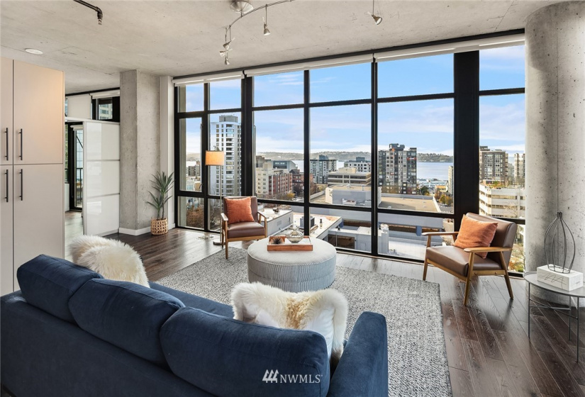 2720 3rd, Seattle, Washington 98121, 2 Bedrooms Bedrooms, ,2 BathroomsBathrooms,Residential,For Sale,Mosler Lofts,3rd,NWM1865084