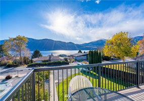 744 Wapato Way, Manson, Washington 98831, ,Residential Income,For Sale,Manson Bloc,Wapato Way,NWM1864822